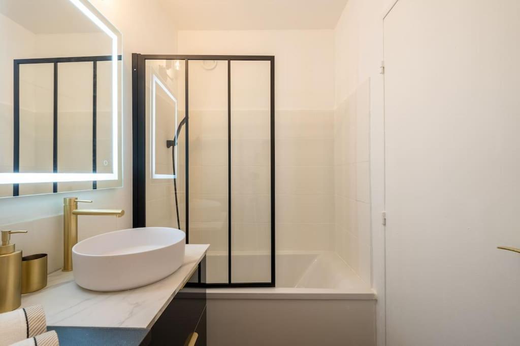 Appartement Cosy Art Deco/ Proche Centre-Ville Nantes Bagian luar foto